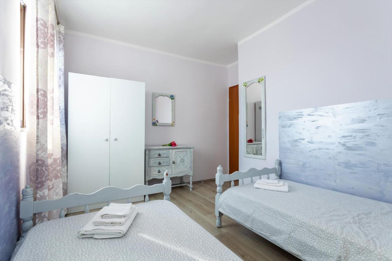 Apartman Doris Milohnici 외부 사진