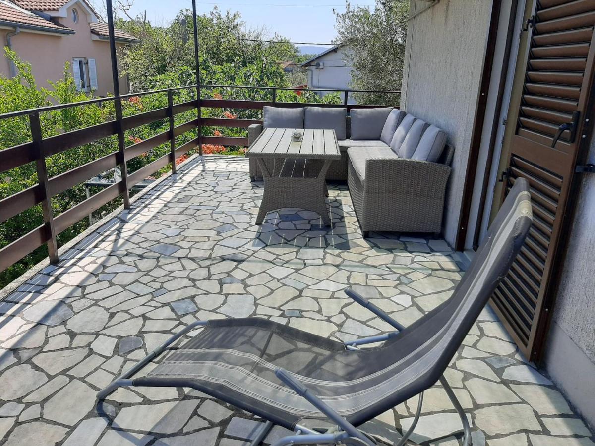 Apartman Doris Milohnici 외부 사진