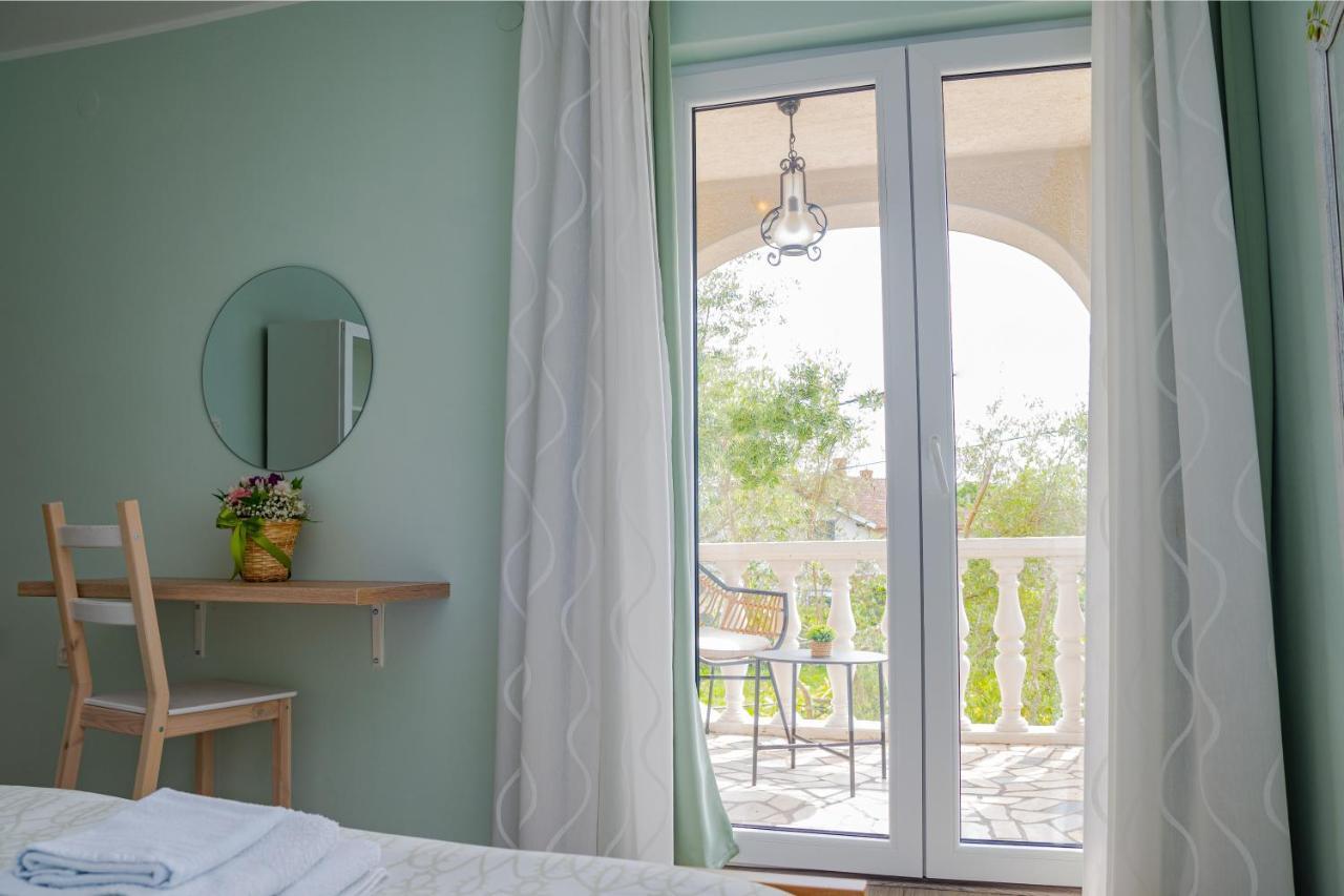Apartman Doris Milohnici 외부 사진