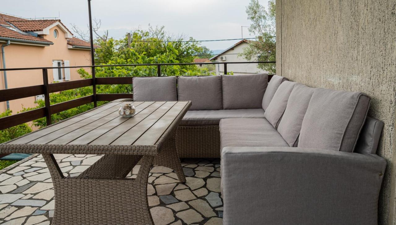 Apartman Doris Milohnici 외부 사진
